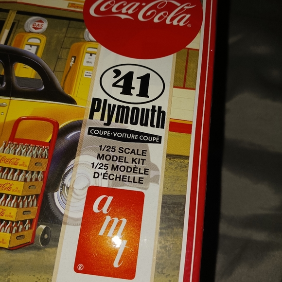 NEW! COCA-COLA 41' CAR MODEL - Picture 5 of 6